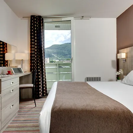 Greet Hotel Lourdes Centre Pyrenees ホテル 3*