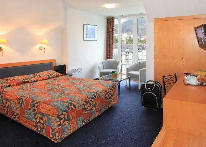 ホテル Beau Site ルルド